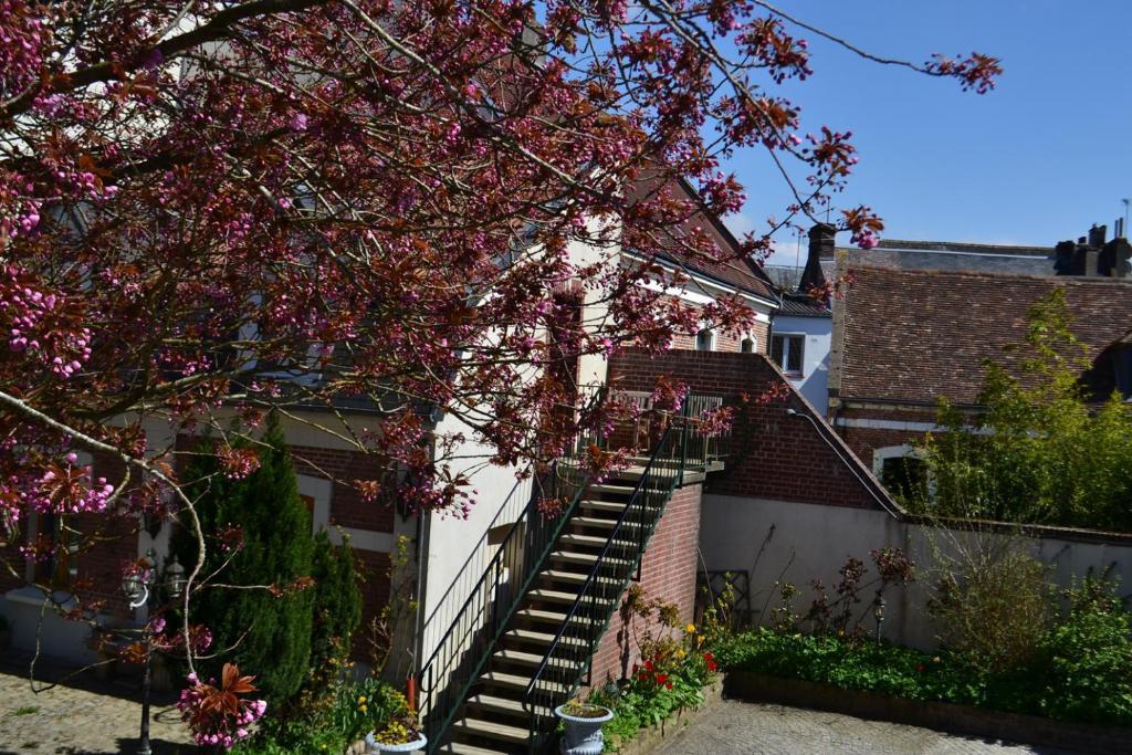 Coq Hotel Montreuil  Exterior photo